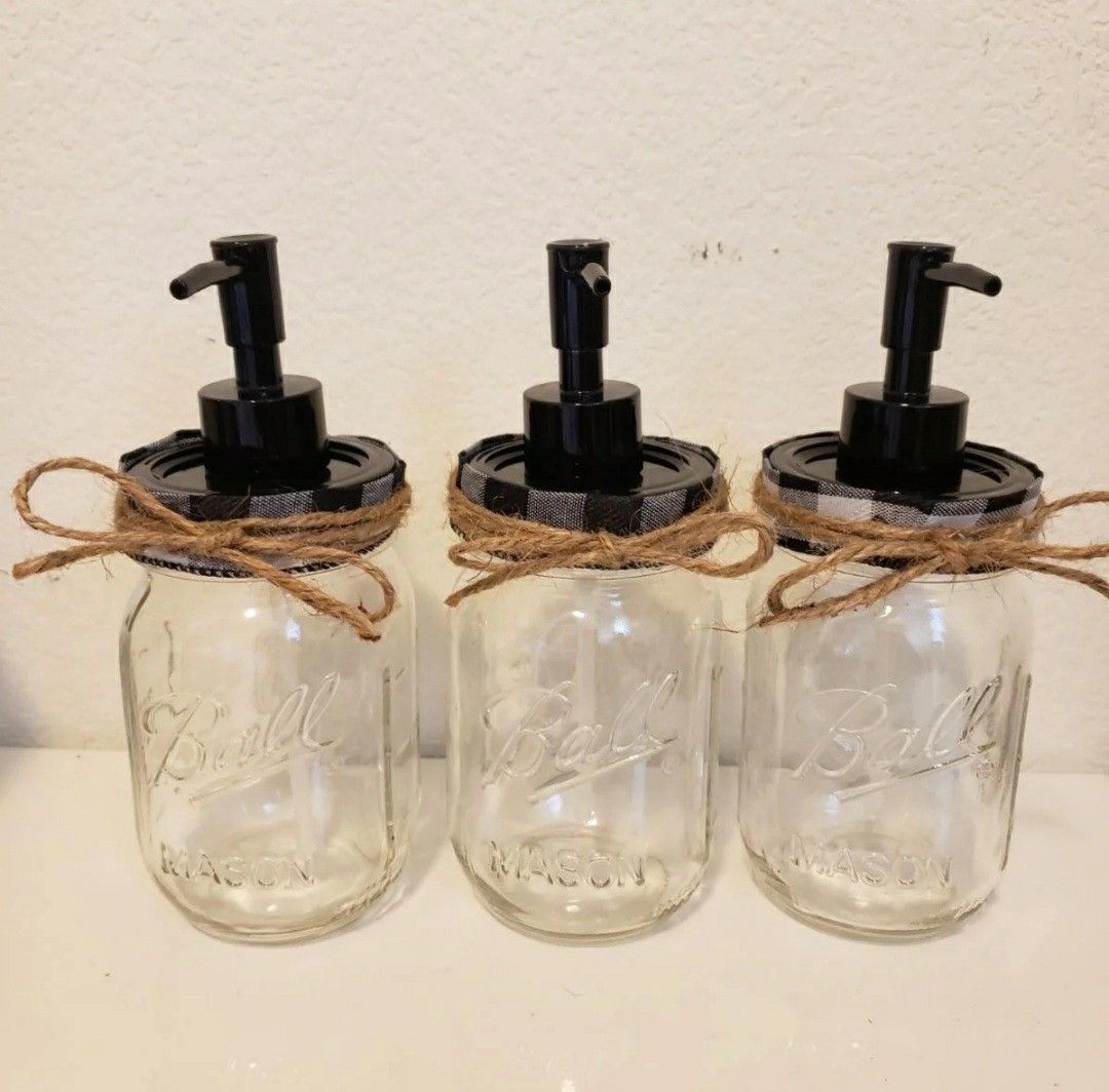 Bathroom mason jar decor