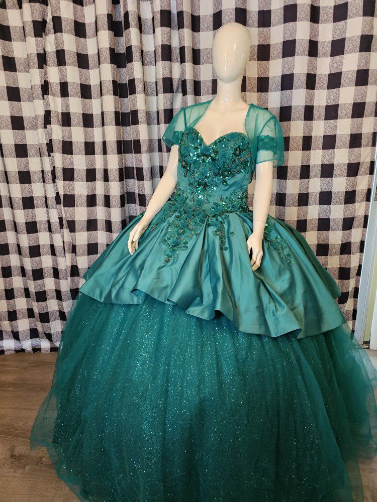 Quinceanera/Bridal Dress 