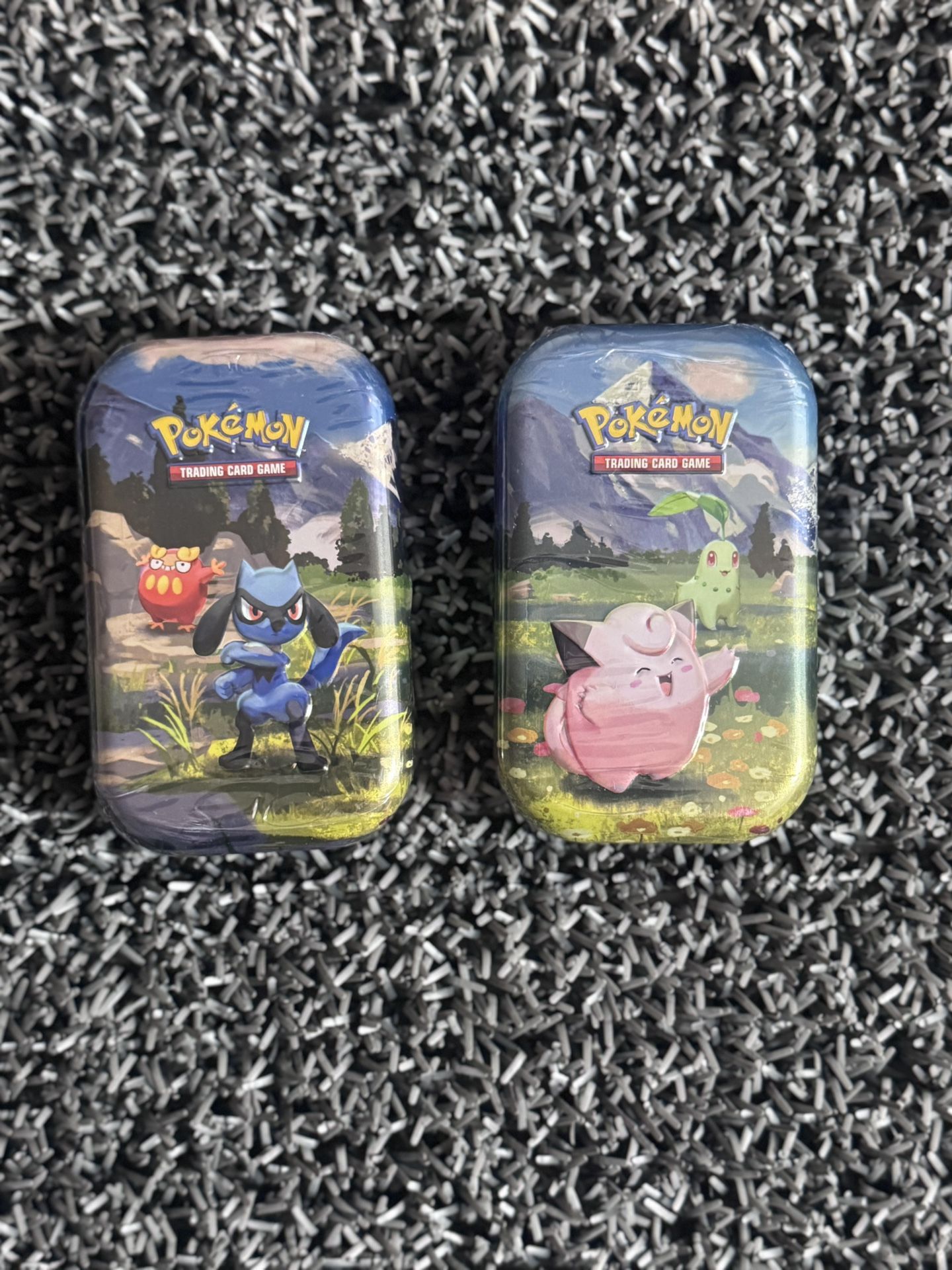Pokemon Ascended Heros Tin