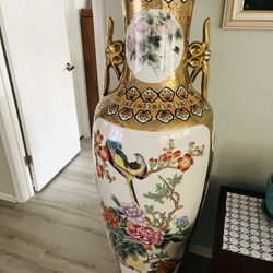 Vintage Asian Porcelain Vase