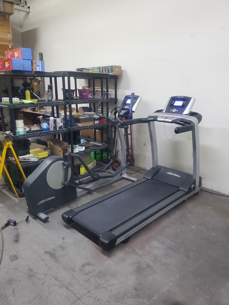 Life fitness elliptical X1 and treadmill T3 combo I CAN DELIVER