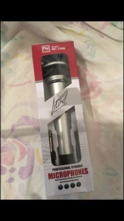 Microphone