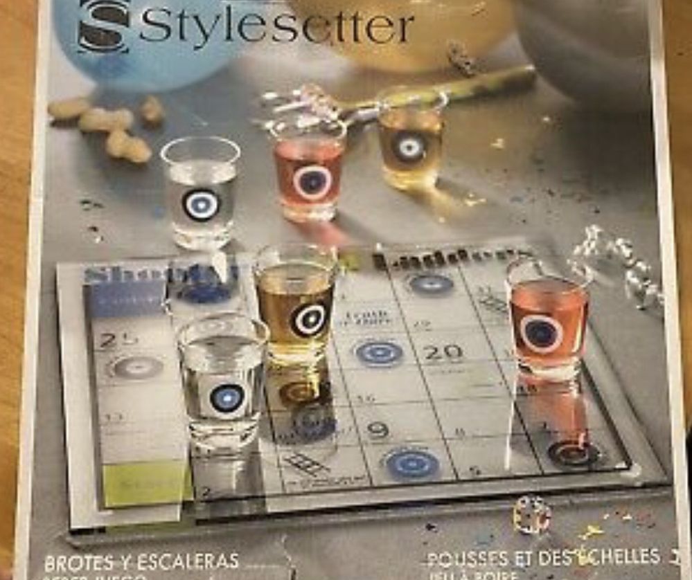 STYLE SETTER SHOOTS & LADDERS DRINKING GAME SHOT GLASS