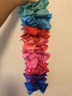 9 hair bows