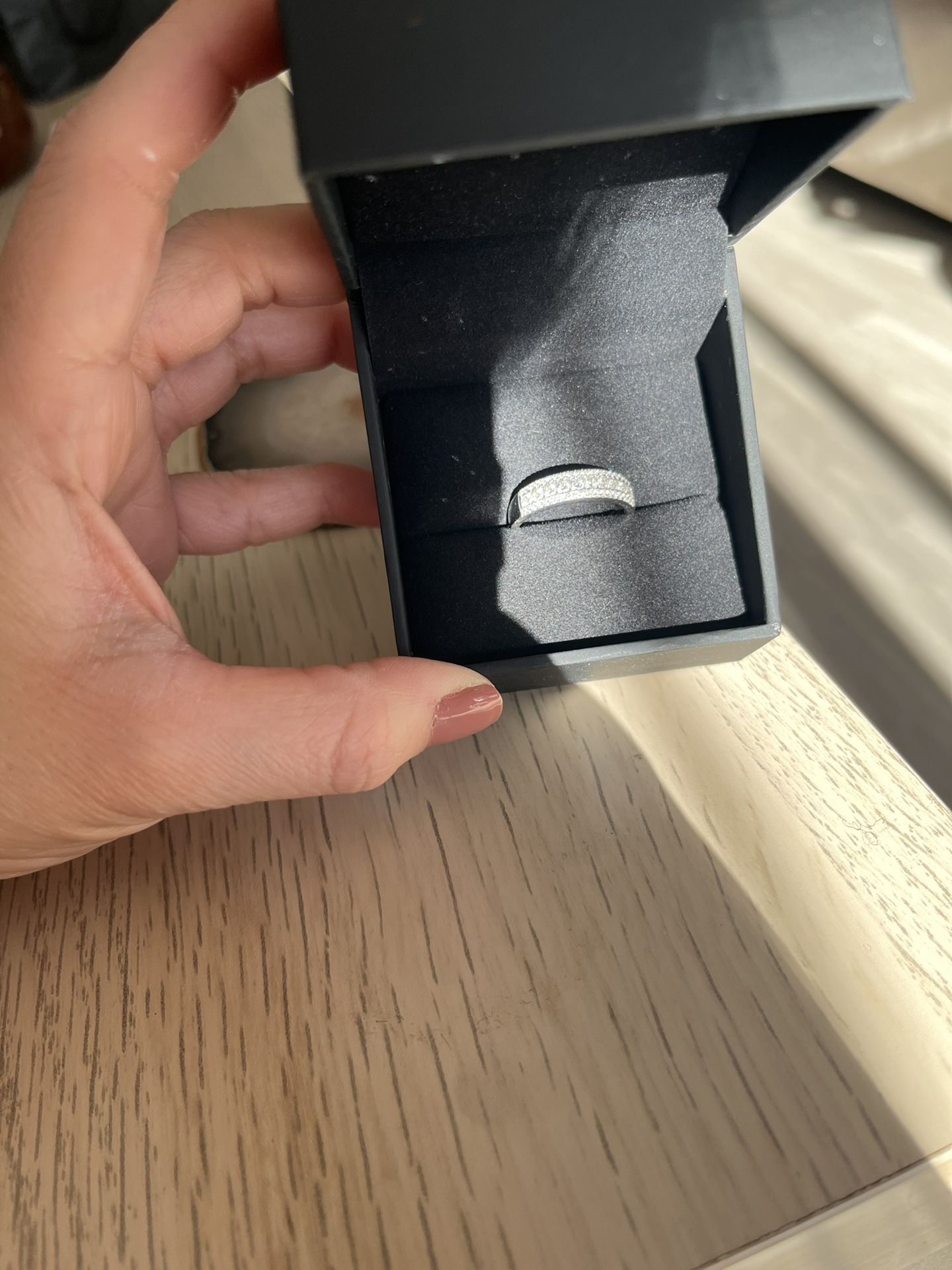 14K White Gold Diamond ring size 7.5