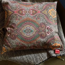 Paisley Pattern Outdoor Pillow