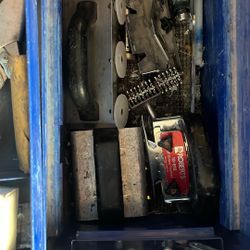 Carpet Tools And Toolbox 