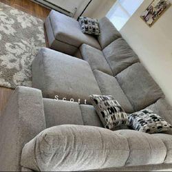❗Brand New Ashley Couch 🛋️ Ballinasloe Platinum Sectional Oversized 