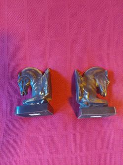 Metal Horse figure bookends