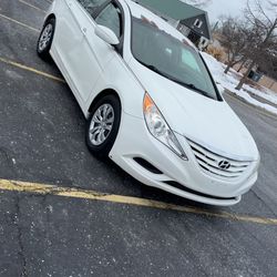 2012 Hyundai Sonata “ stick shift “