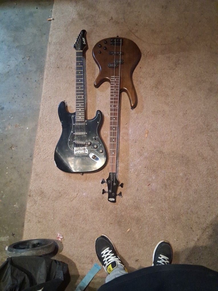 Ibanez Bass & Sawtooth Electric Gutars
