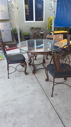 Comedor de 4 cillas