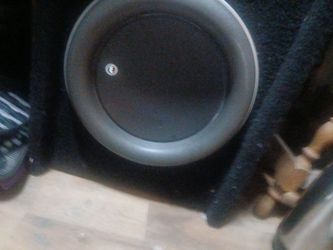 JL AUDIO. 13.5 3 OHM SUB WOOFER  A FUCKING MONSTER  THATS WHAT THIS BABY IS