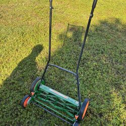 Scotts Classic Push mower 20”