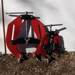Pipe Clamps. B &. B
