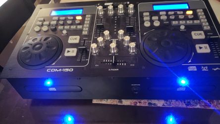 DJ mixer