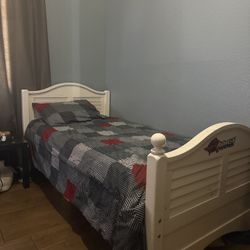Twin Bed White Wood Frame