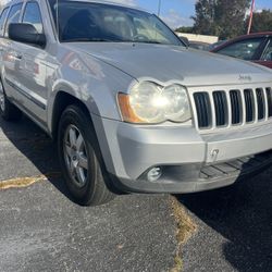 2009 Grand Cherokee ( ONLY $499 DOWN )