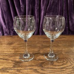 Red Wine Glass Set