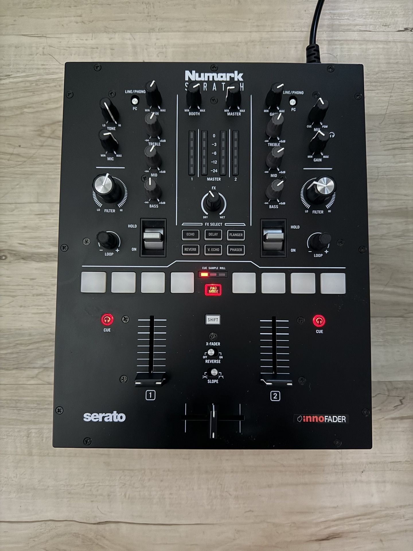 Numark Scratch DJ Mixer