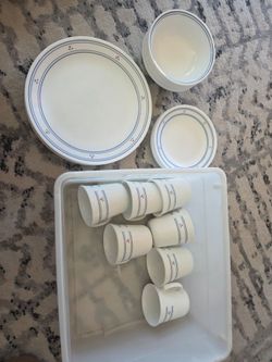 Corelle dinnerware