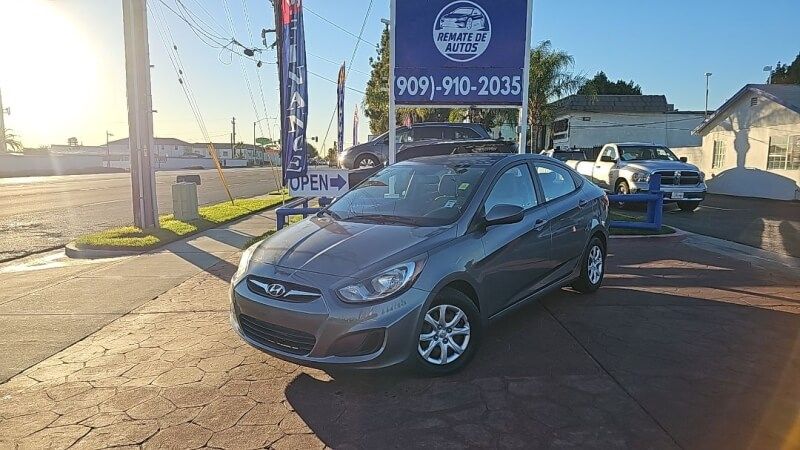 2013 Hyundai ACCENT