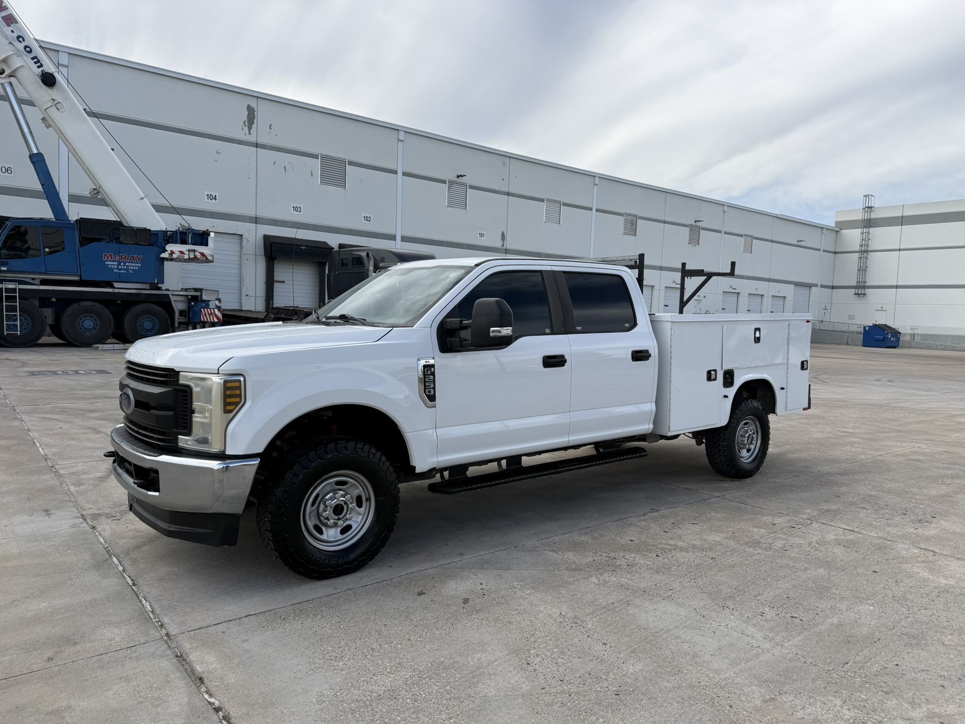 Ford F250 4x4 Utility Truck
