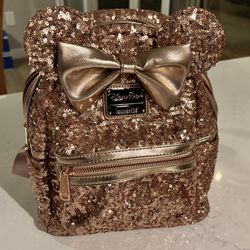 Minnie lounge fly backpack