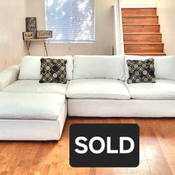 Living Spaces Utopia 2pc Cloud Sectional – Like NEW!