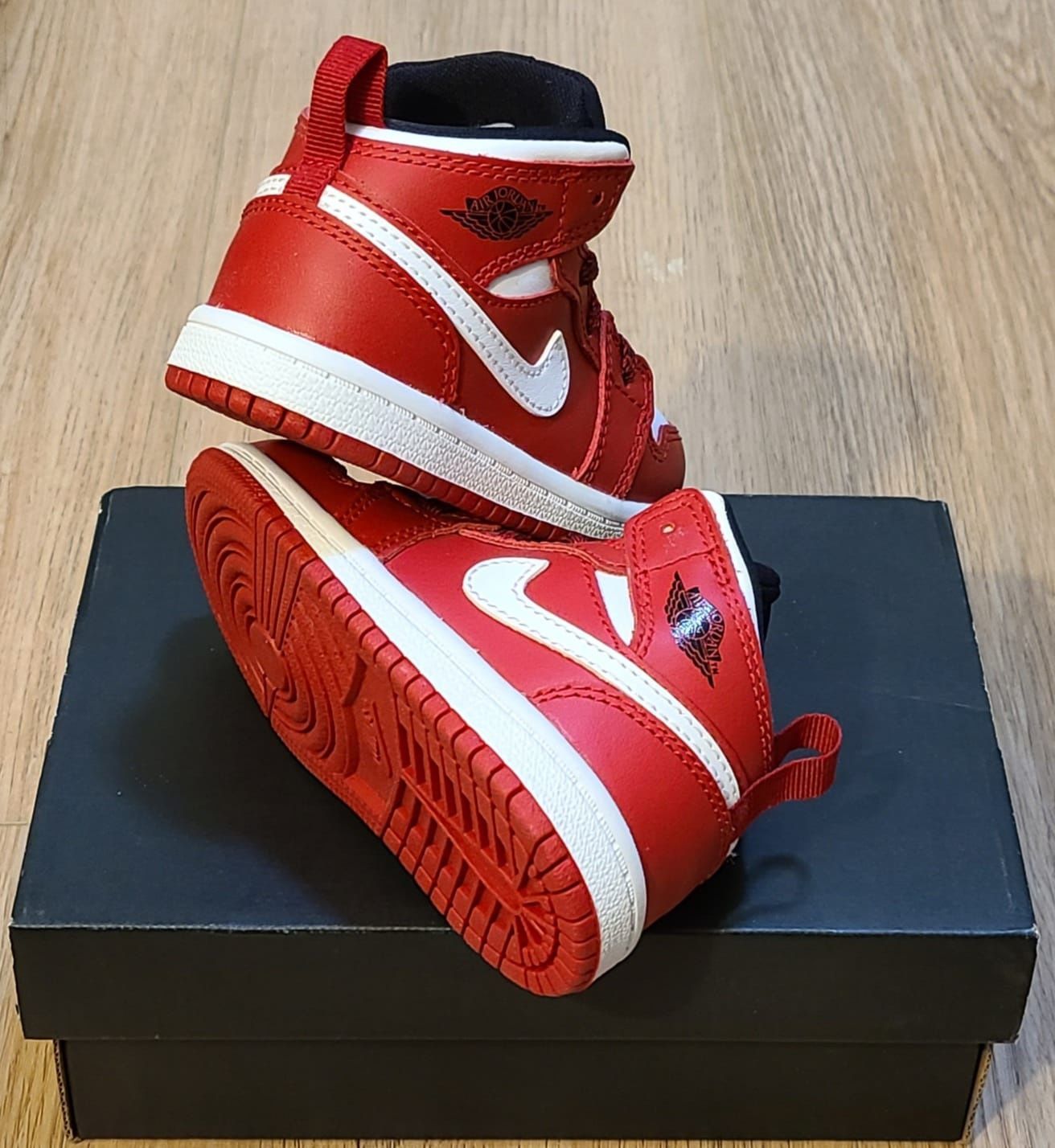 Jordan 1’s Size 5c Toddlers