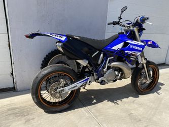 Yamaha 250 dirt bike best sale street legal