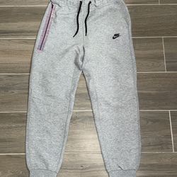 Nike Tech Sweats