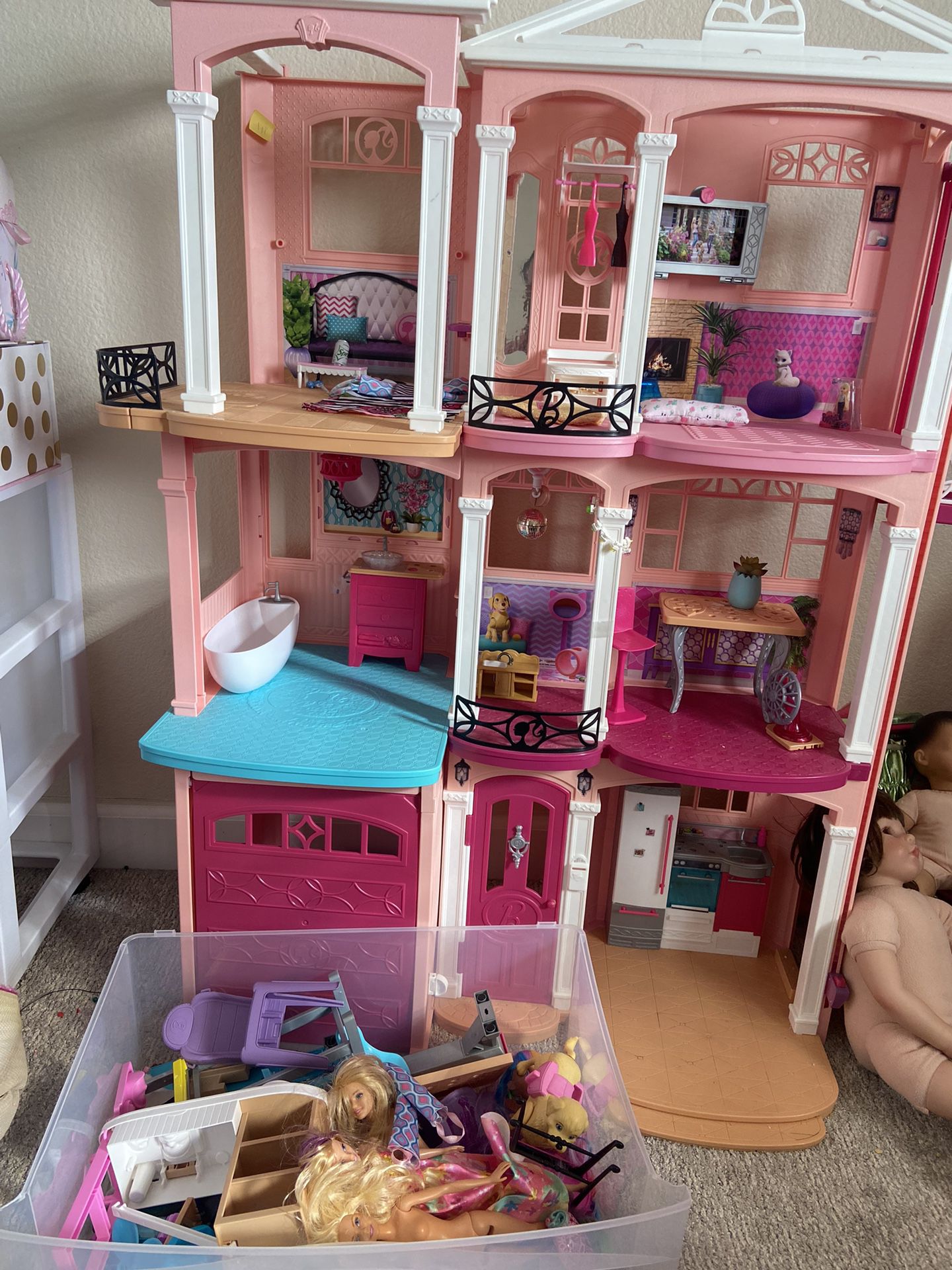 Barbie Dream House Bundle