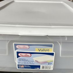 Sterlite Totes 28qt 3 Qty For $10 