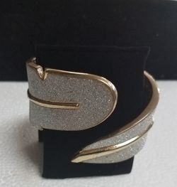 Elegant Bracelet