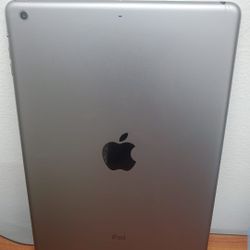 Apple iPad Air 1st Gen 32GB Storage WiFi, Camera 
No iCloud 
EXCELLENT CONDITION 
Quantity Available


