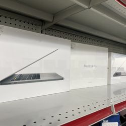 I New Apple MacBook Pro 15”& 13” Touch Bar We Finance !!! 
