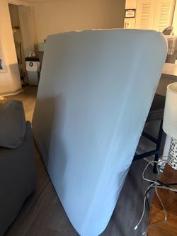 Full size mattress