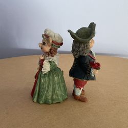 Original Artmark Colonial Pig Couple Figurines