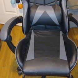 Chair For Gaming Or Desk