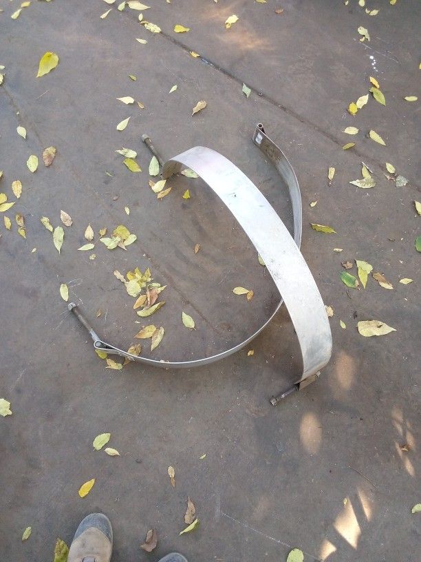 Semi Truck Fuel Tank Metal Straps