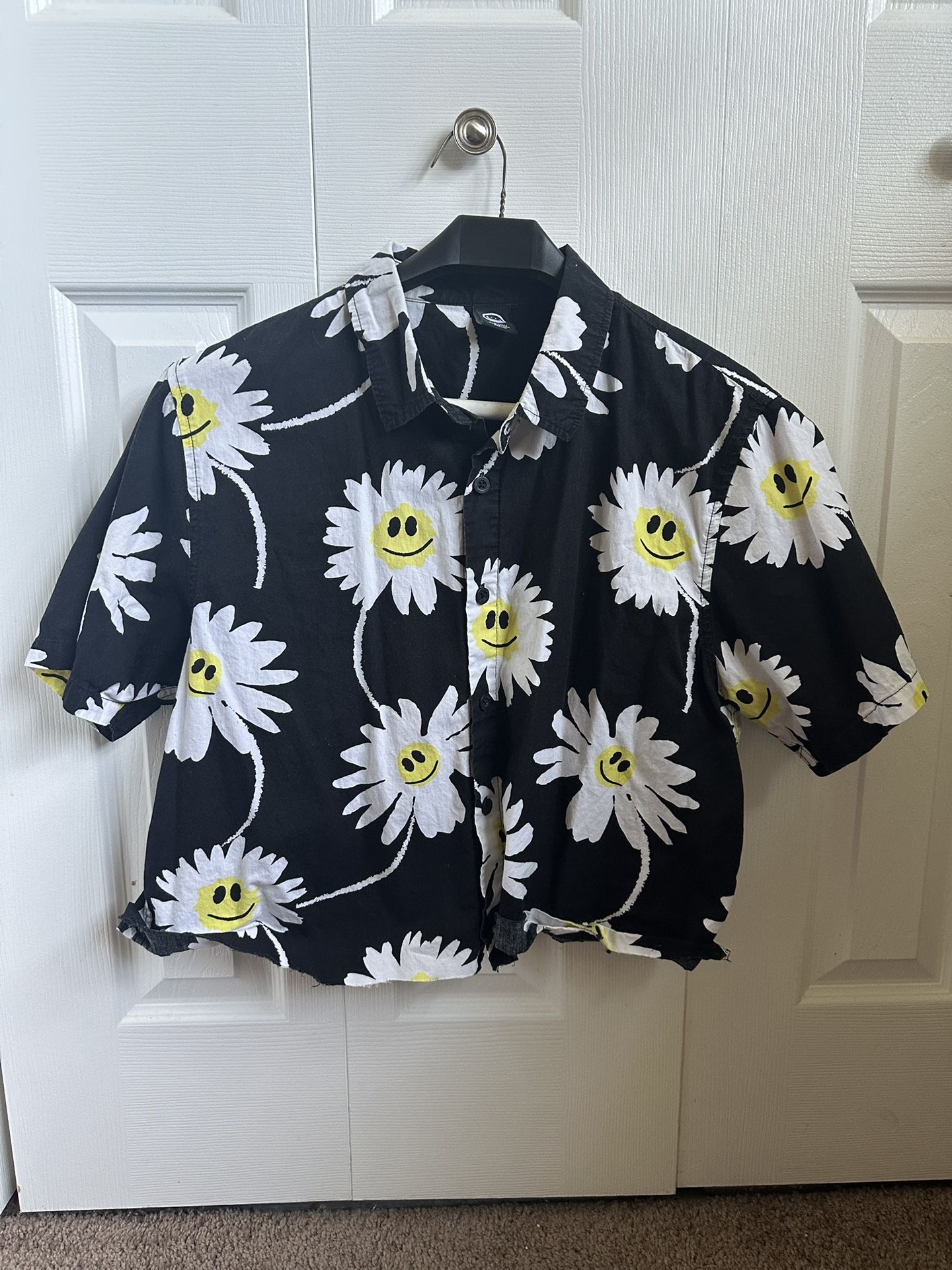 Smiley Flower Cropped Button Up