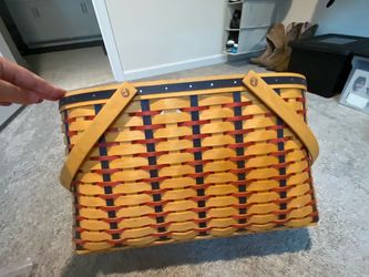 Longaberger 2002 All-American Hostess Block Party Basket w/ Liner Napkins Protector