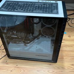 Cyberpower PC i5-9400 Gtx 1600 16ram 240 Ssd Crucial