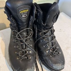 Solo Men's Boots Hiking Climbing Size 11.5 Black