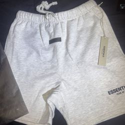 essential shorts