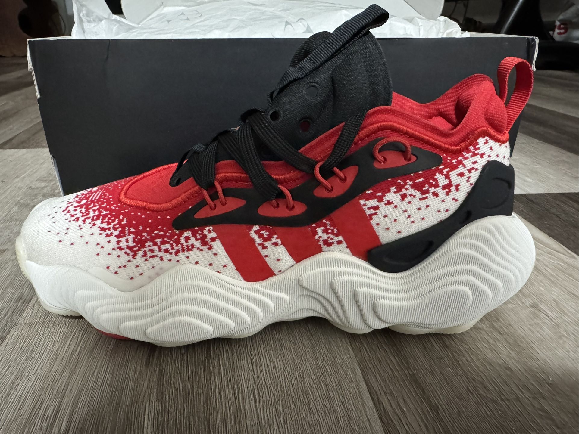 Trae Young 3s