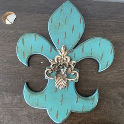 Fleur De Lis wall plaque