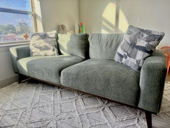 Like New Green Couch
