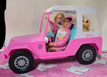 Barbie Jeep, Dolls, Dog w/Puppies & Accessories